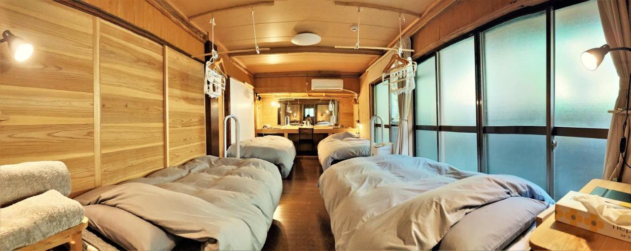 奄美ゲストハウス Hub A Nice Inn Setouchi  Exteriör bild