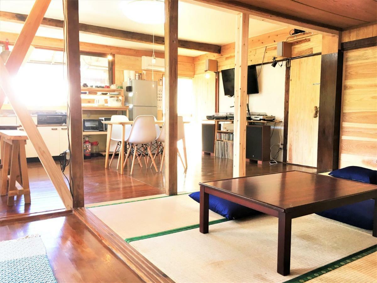奄美ゲストハウス Hub A Nice Inn Setouchi  Exteriör bild