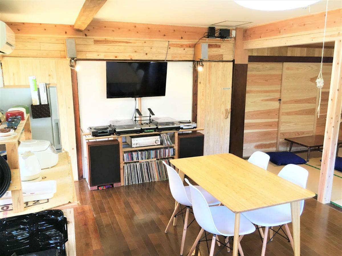 奄美ゲストハウス Hub A Nice Inn Setouchi  Exteriör bild