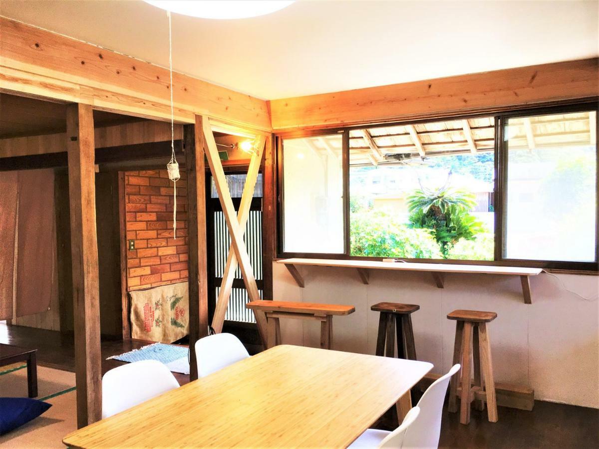 奄美ゲストハウス Hub A Nice Inn Setouchi  Exteriör bild