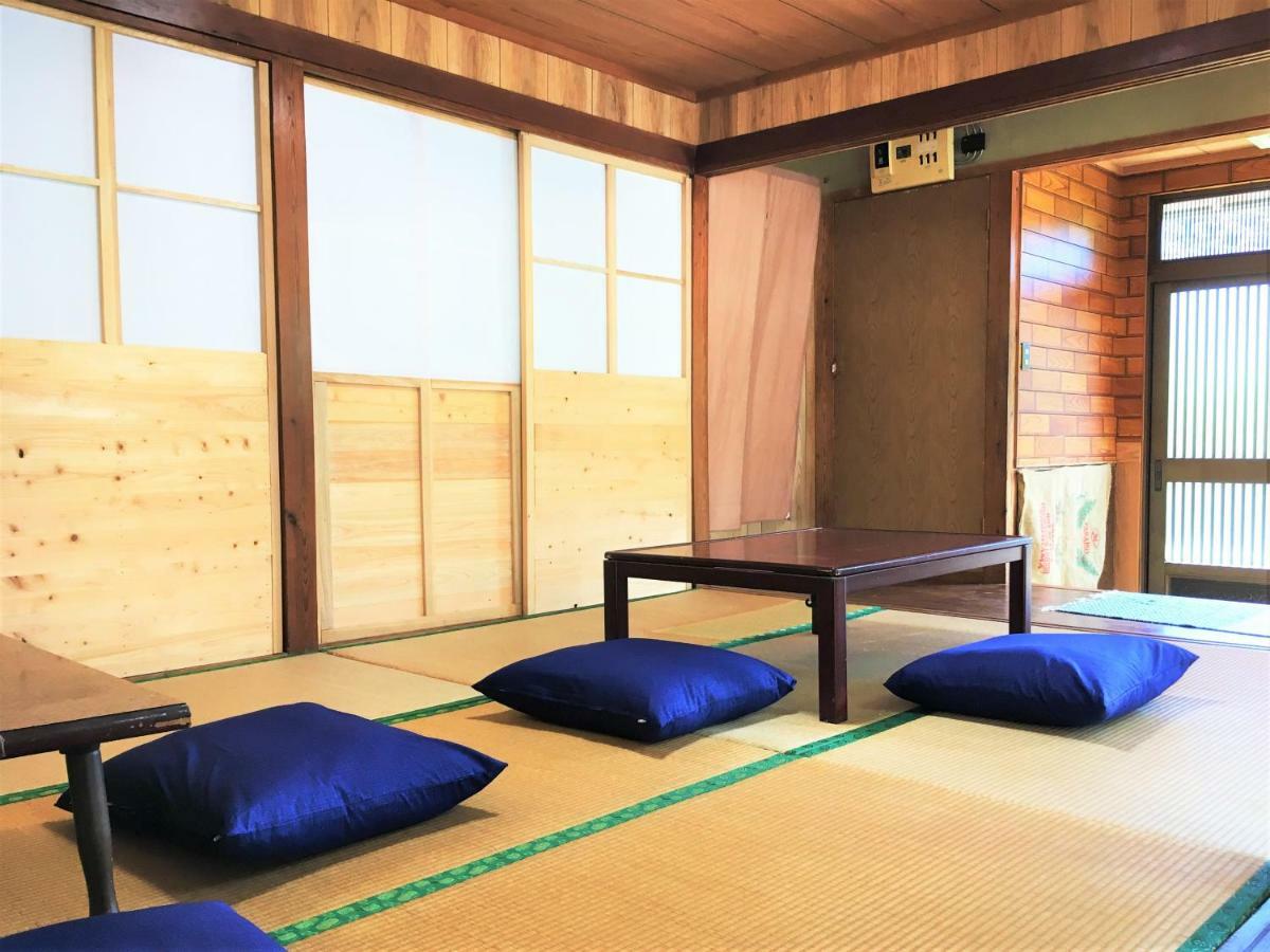 奄美ゲストハウス Hub A Nice Inn Setouchi  Exteriör bild