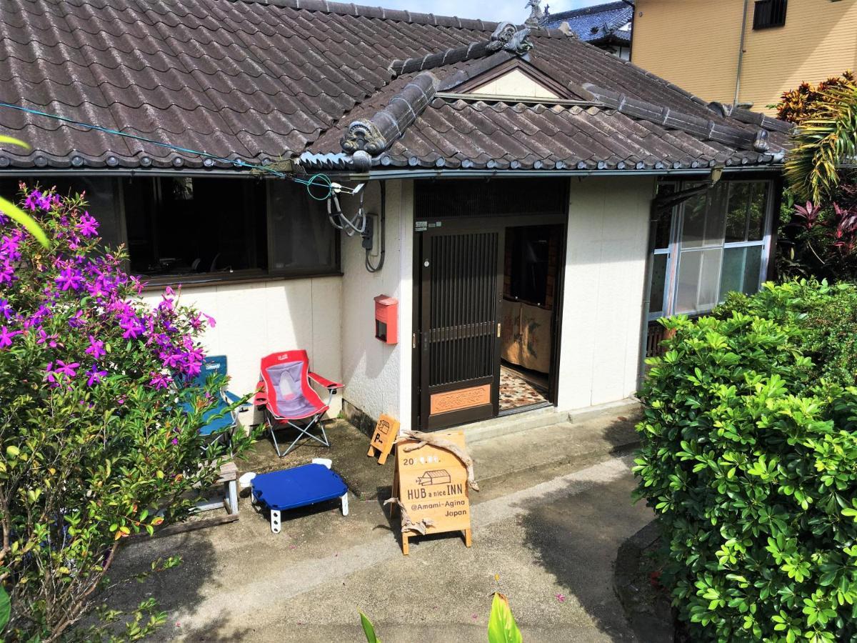 奄美ゲストハウス Hub A Nice Inn Setouchi  Exteriör bild